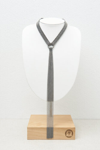 Peserico - Punto Luce sliding knot necklace - Lunar gray